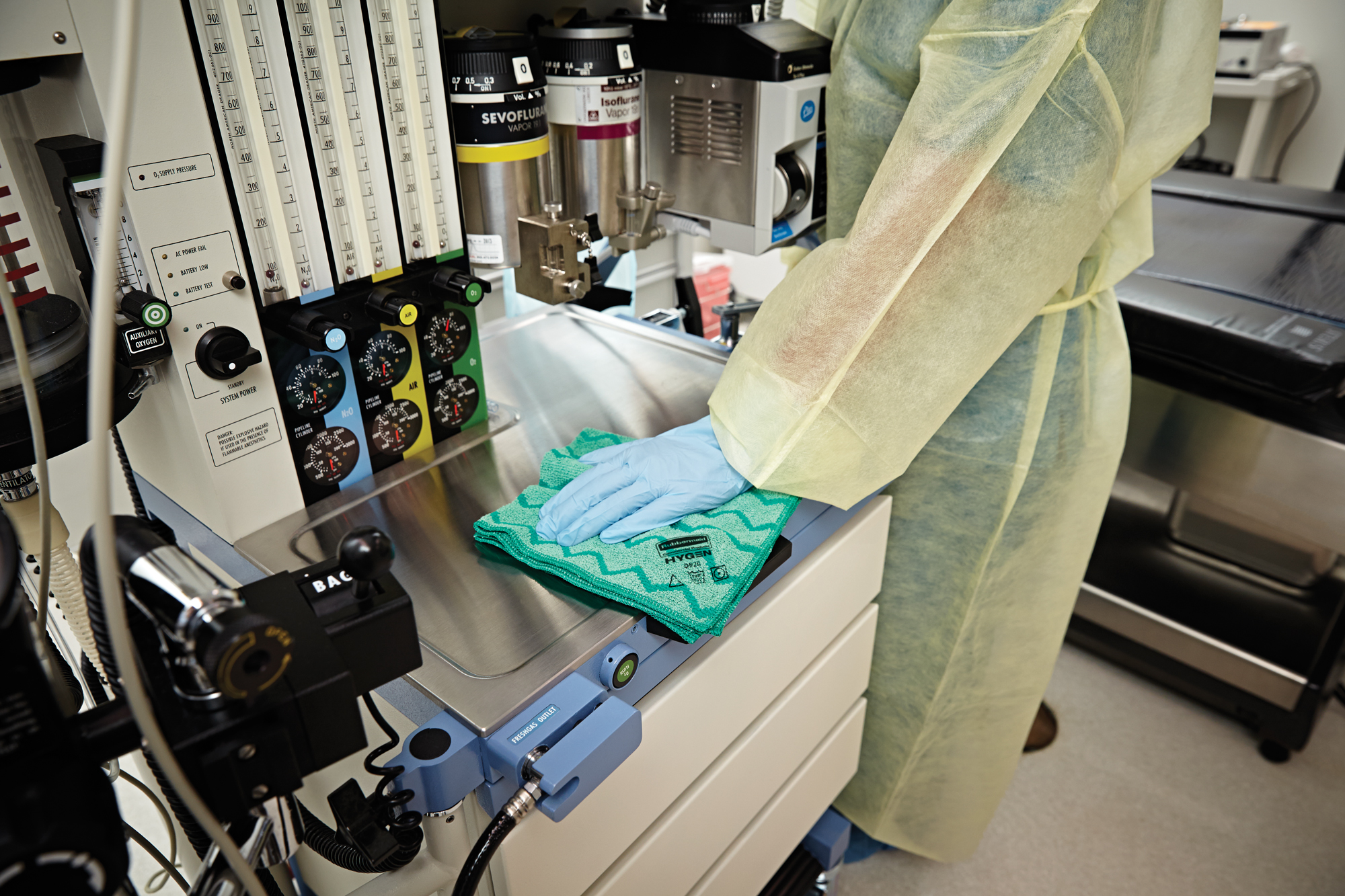 HYGEN™微纤抹布，具备行业领先的耐用性，为您提供卓越的感染预防与无与伦比的清洁性能。