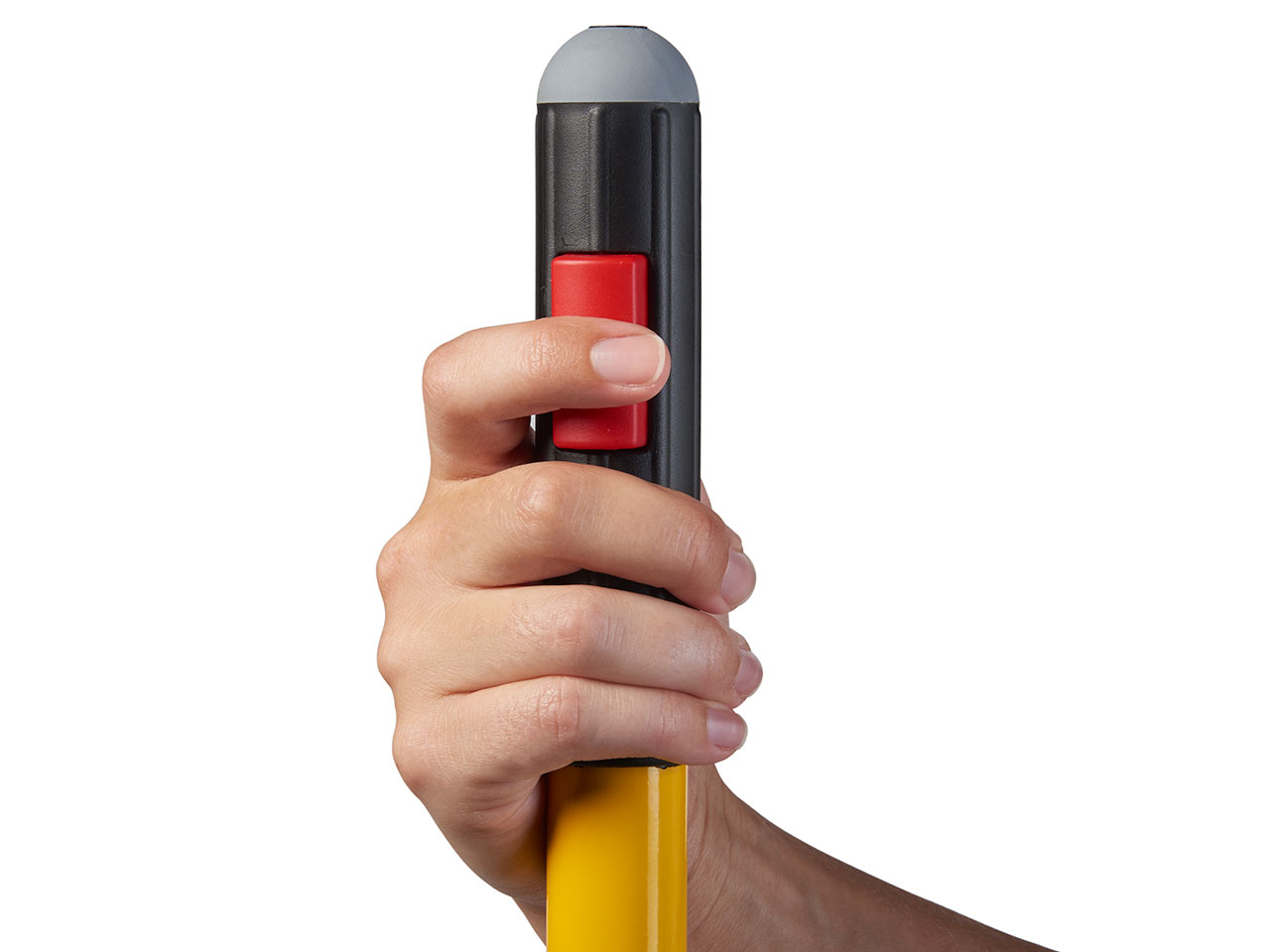 HYGEN™ PULSE喷水拖把为医疗机构提供符合人体工学的无桶拖地系统，相比传统解决方案，用时更少，清洁面积更大。