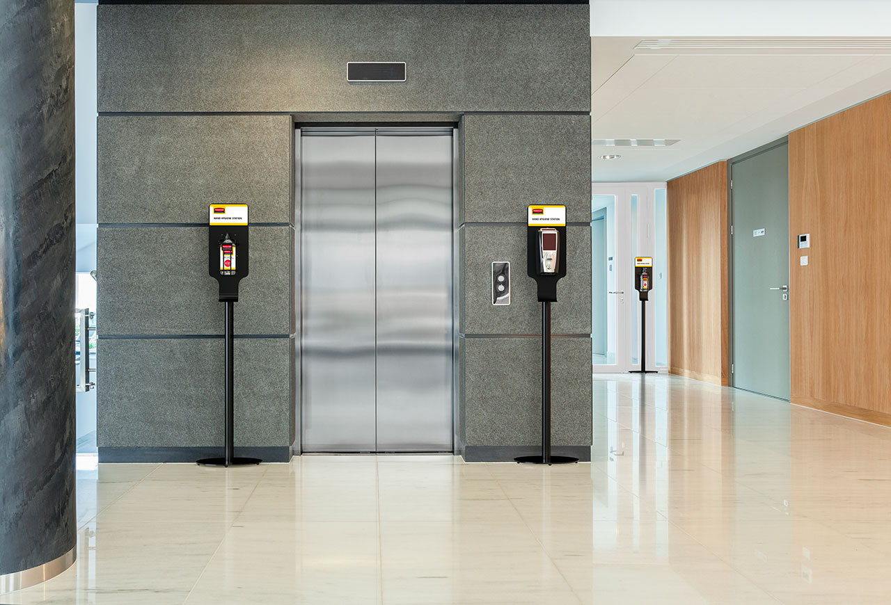 全金属支架搭配加重底座，可独立放置AutoFoam™给皂机或配备LumeCel™技术的AutoFoam™给皂机，在任何场所实现规范手部清洁。