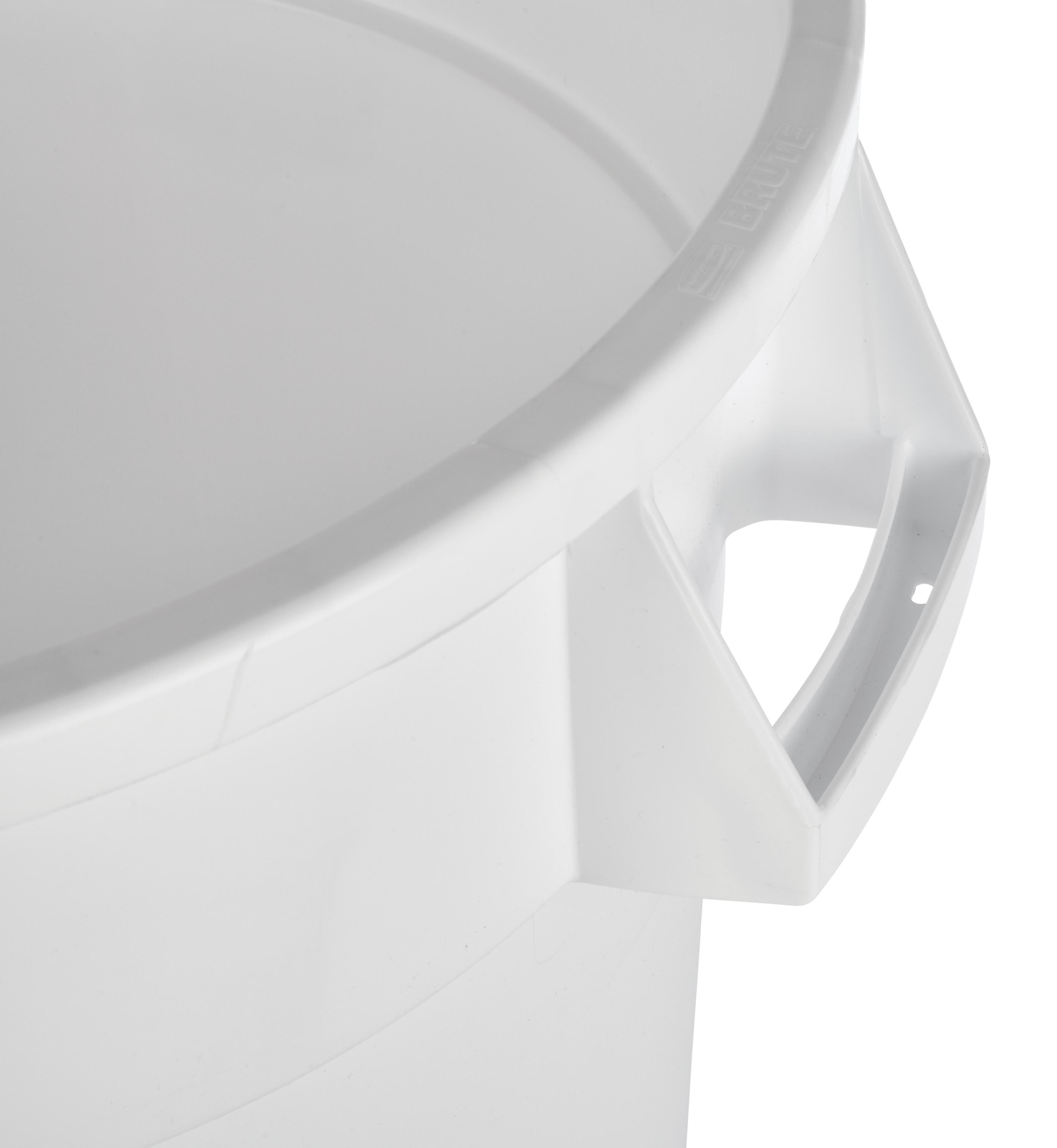 乐柏美商务用品BRUTE™ Greenskeeper™新鲜蔬果储存圆桶（含密封盖与手推车）助您保持蔬菜新鲜。