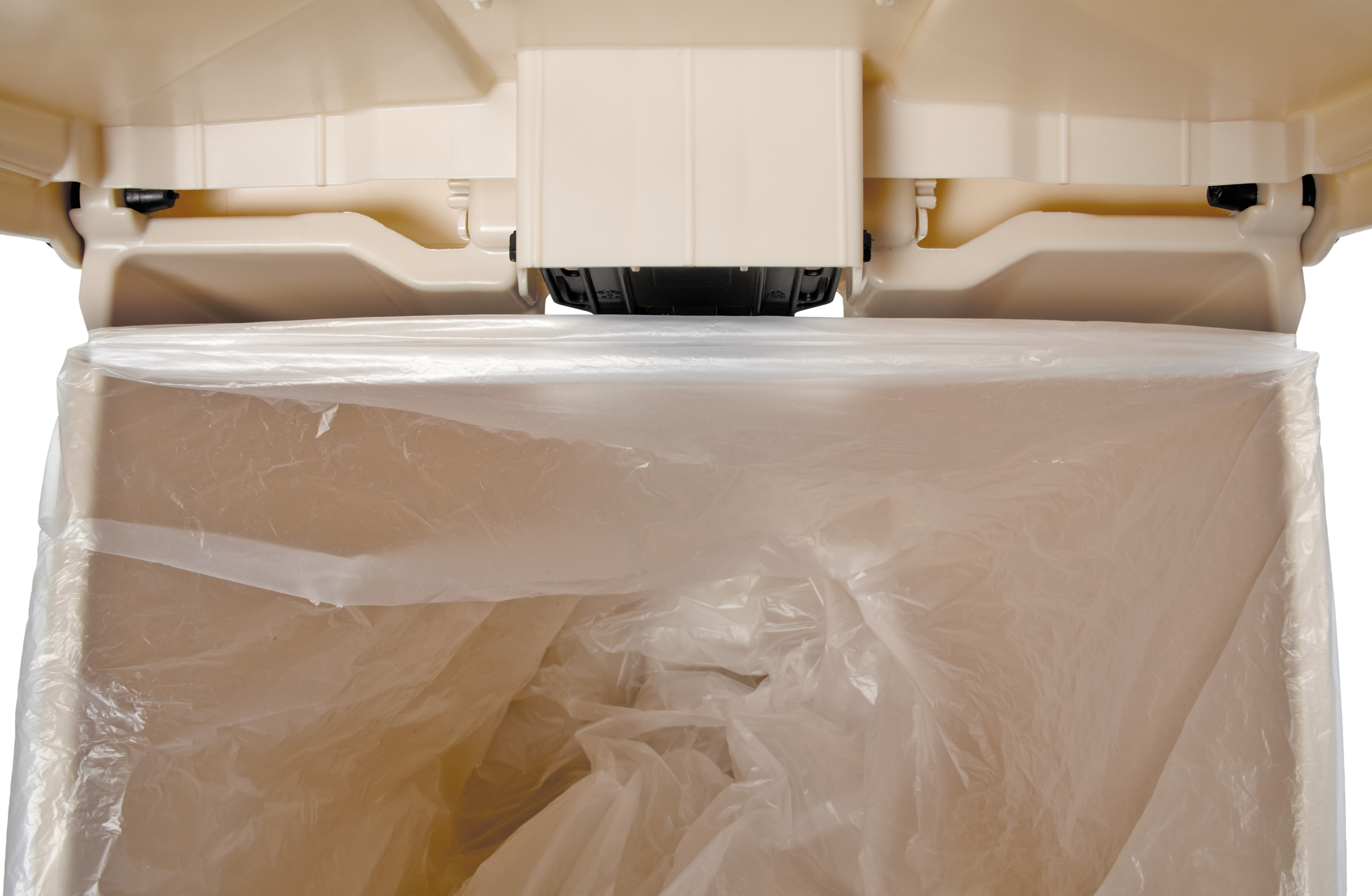 乐柏美商务用品Legacy踏板式垃圾桶提供卫生的废弃物管理解决方案。脚踏式踏板设计减少手部接触，降低交叉污染风险，改善作业环境。